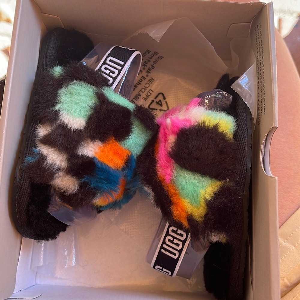 Brand new in box ugh fluff yeah